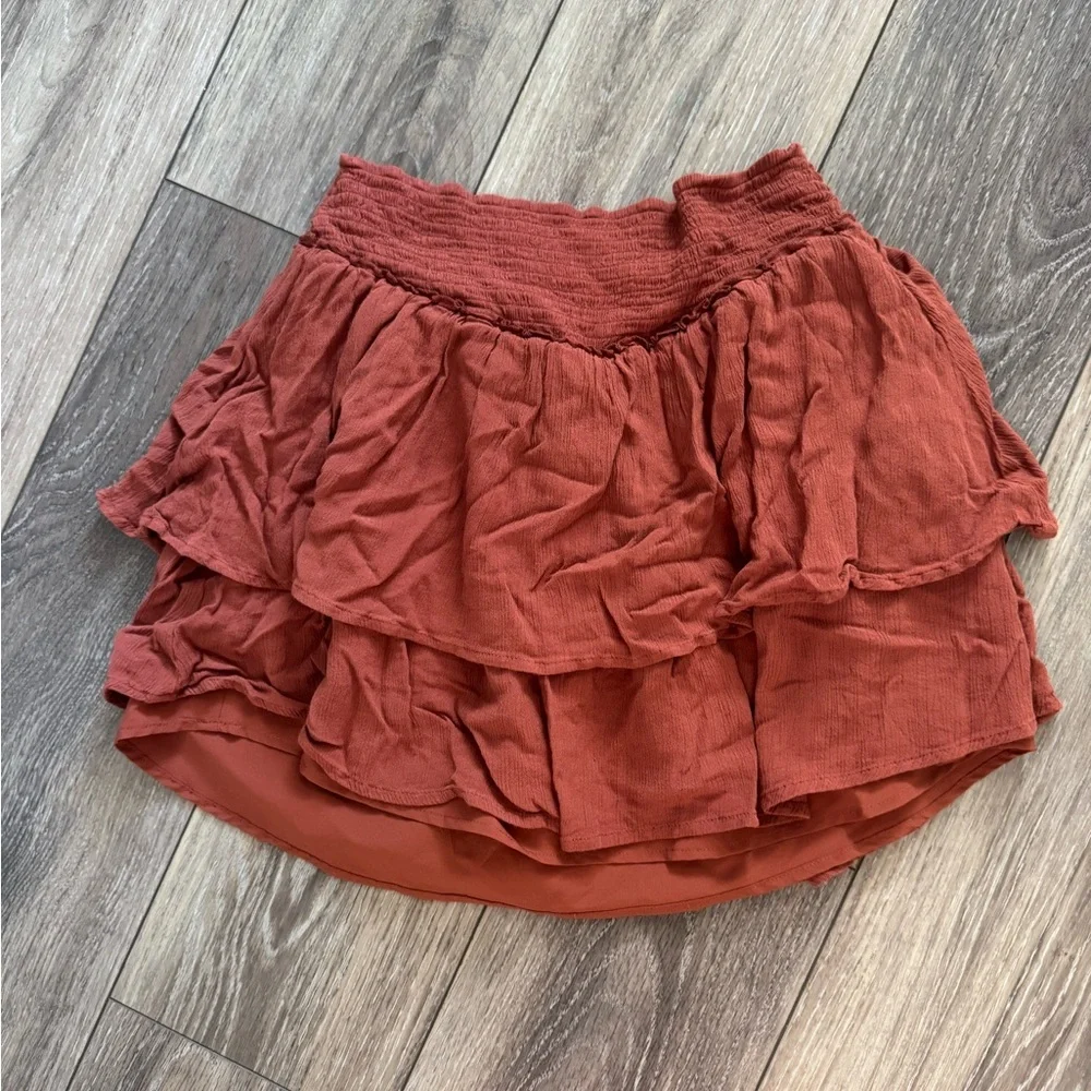 Hollister Tiered Ruffle Mini Skirt in Rust Size L